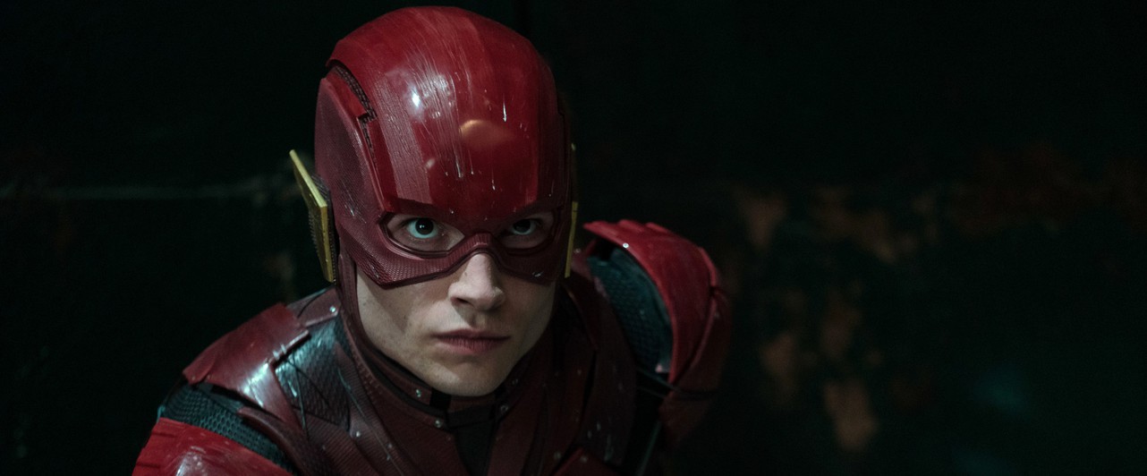СМИ: Warner Bros. рассматривает 3 варианта будущего «Флэша» из-за скандалов с Эзрой Миллером