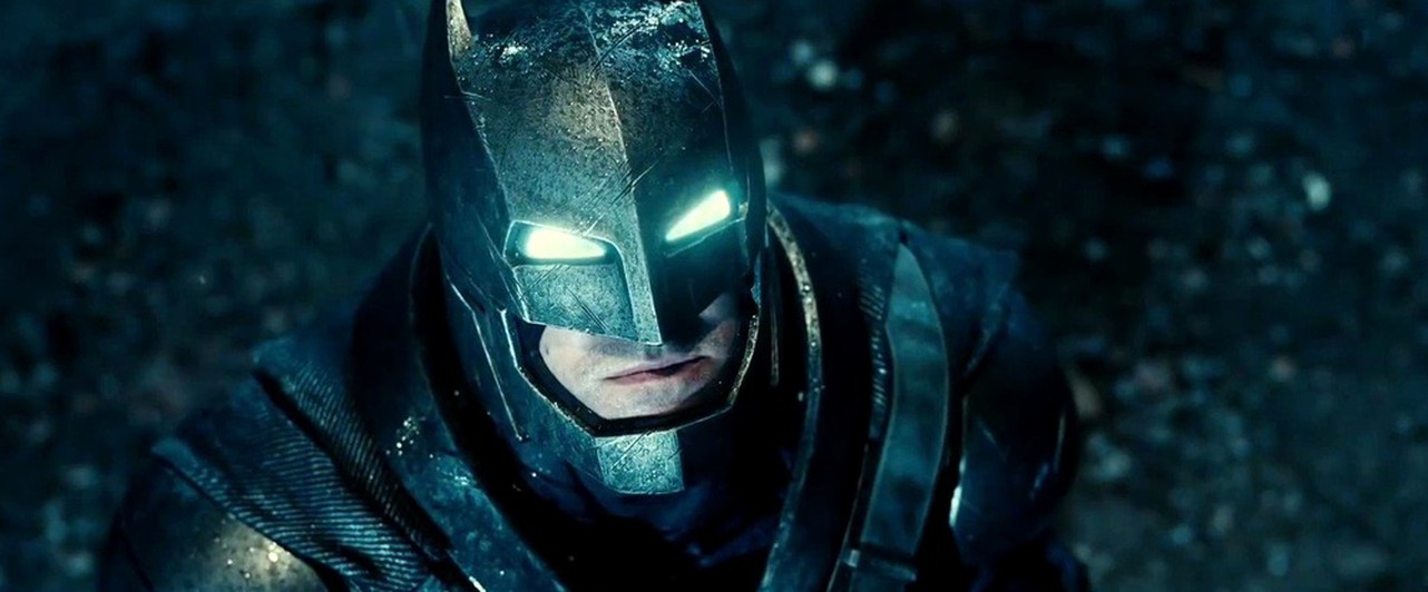 Самый мрачный фильм: каким был другой «Бэтмен против Супермена»